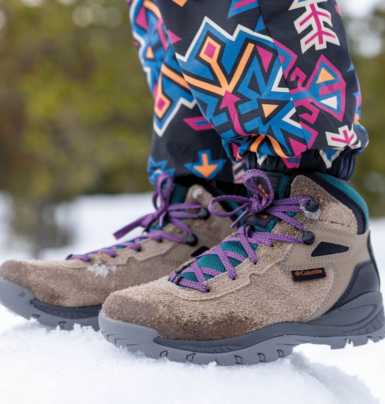 Chaussure Haute de Randonnée Newton Ridge BC Femme, Color: Wet Sand, Cedar, image 12