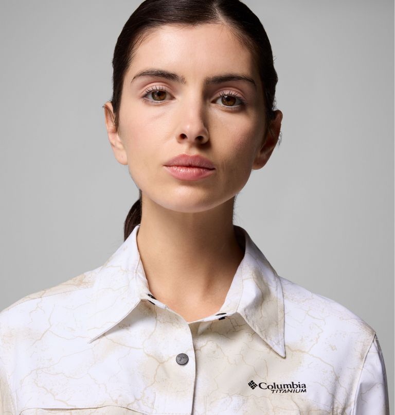 Women's Summit Valley Woven Shirt, Color: Sea Salt Cracked Earth, image 5