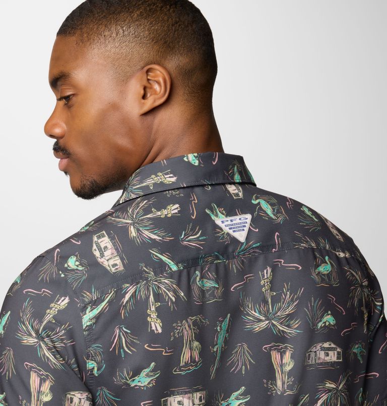Men's PFG Uncharted Printed Short Sleeve Shirt, Color: Shark Everglades, image 6